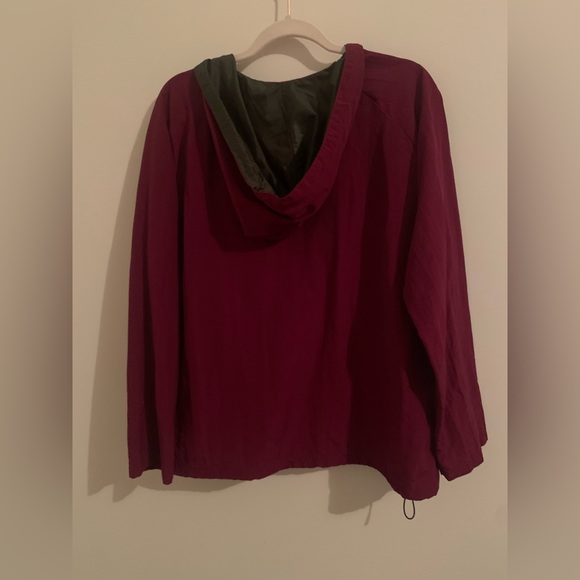 Vintage Winnie The Pooh Windbreaker Pullover 1/2 zip Burgundy EUC - Picture 8 of 8